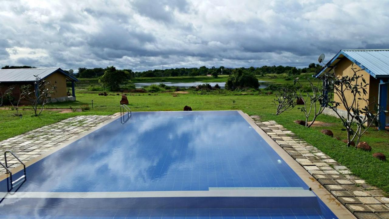 Rho Sigiriya Lake Edge Retreat Kibissa Exterior foto